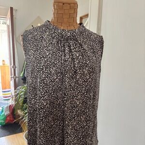 Elegant OLSEN EUROPE Sleeveless Blouse L/14 CLEAN